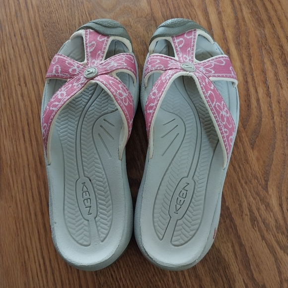 Keen Bali Sandals - Picture 2 of 8